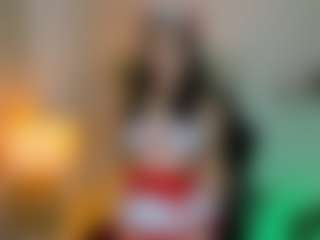 Spettacolo in cam dal vivo con Anya_Volkov - Oil su Camsoda