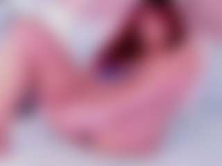Live cam show with Janna - Normal on Camsoda