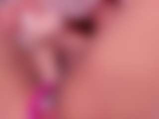 Janna's Live Sex Cam Show
