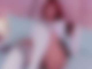 Janna MILF webcam performer live streaming