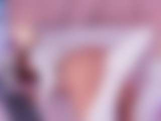 Live cam show with Janna - Pantyhose on TeamSkeetLive
