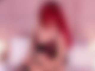 Live cam show with Janna - Bedroom on makecum.org
