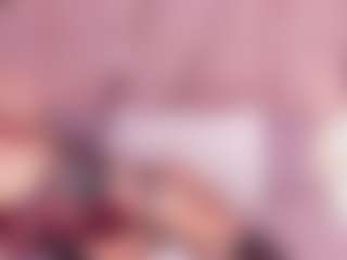 Live cam show with Janna - Natural on hotwifechat.live