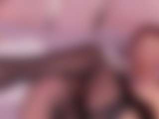 Live cam show with Janna - Pantyhose on TottyGirls