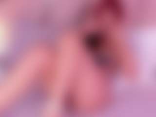 Live cam show with Janna - Red Hair MILF on Camsoda