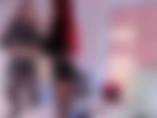 Janna MILF webcam performer live streaming