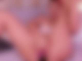 Live cam show with Janna - Red Hair MILF on Free Soda
