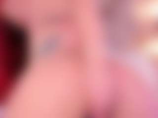 Live cam show with Janna - Deepthroat on Strip Flash - Live Sex Shows