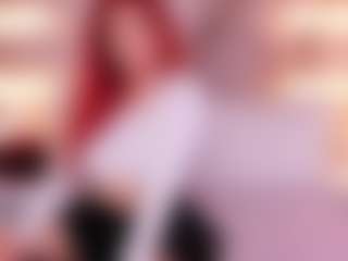Live cam show with Janna - Public MILF on Pornisteam.com
