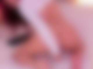 Live cam show with Janna - White MILF on intimatelivegirls.com | colombia