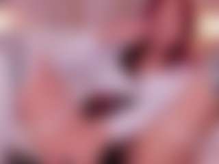 Live cam show with Janna - Strip Curvy on Fit Hotties