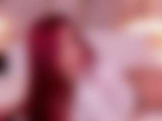 Live cam show with Janna - Shaved Pussy on milfzrlive.com