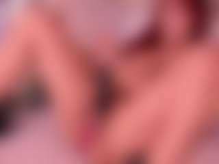 Live cam show with Janna - Control on Hubzter Live