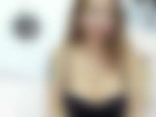 Julia's Live Sex Cam Show