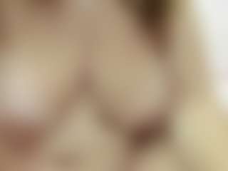 Julia's Live Sex Cam Show