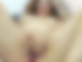 Julia's Live Sex Cam Show