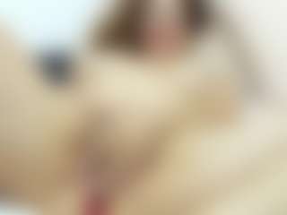 Julia's Live Sex Cam Show