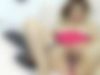 Julia's Live Sex Cam Show