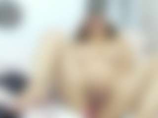 Julia's Live Sex Cam Show