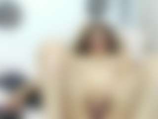Julia's Live Sex Cam Show