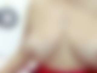 Julia's Live Sex Cam Show