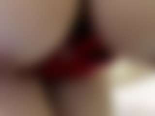 Julia's Live Sex Cam Show