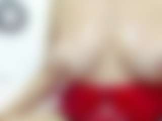 Julia's Live Sex Cam Show