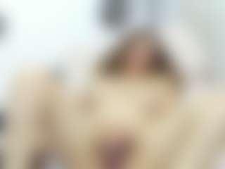Julia's Live Sex Cam Show