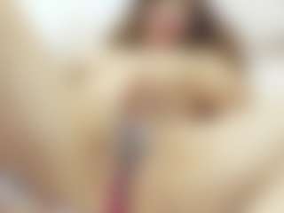 Julia's Live Sex Cam Show