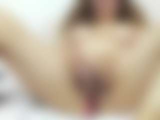 Julia's Live Sex Cam Show