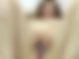 Julia's Live Sex Cam Show