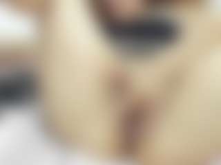 Julia's Live Sex Cam Show