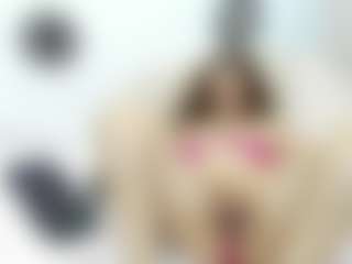 Julia's Live Sex Cam Show