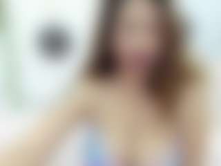 Julia's Live Sex Cam Show
