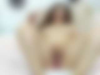 Julia's Live Sex Cam Show