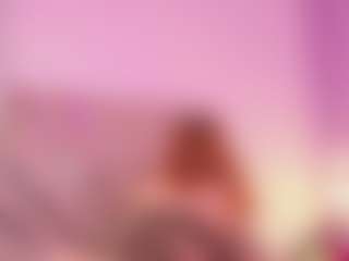 Live cam show with Mia Eatson - Flashing on Mixed Magazine Live