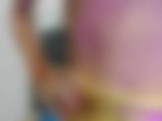 Live cam show with Mia Eatson - Small Ass on thefappeningchat.com