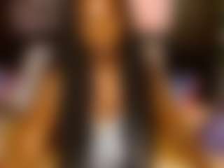 Alivia Blaze MILF webcam performer live streaming