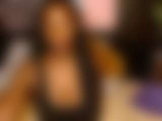 Live cam show with Alivia Blaze - Black MILF on CamSodaAdn