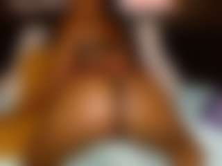 Live cam show with Alivia Blaze - Hairy Pussy on Camming Site