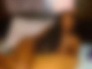 Live cam show with Alivia Blaze - Butt Plug on Camsoda