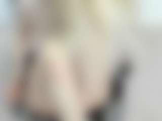 Live cam show with KenzieDawton - Skinny MILF on EXY