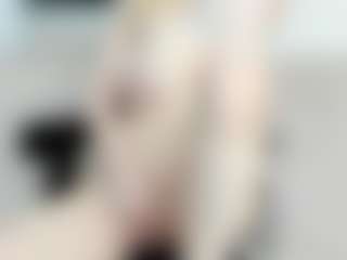 Live cam show with KenzieDawton - Cute on Camsoda