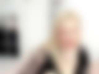 Live cam show with KenzieDawton - Skinny on Camsoda