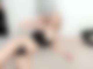 Live cam show with KenzieDawton - BBW MILF on camwithhim.com