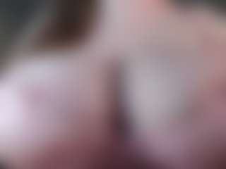 Incredibleboobs's Live Sex Cam Show