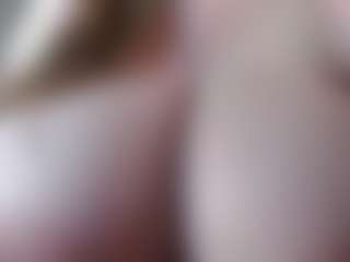 Incredibleboobs's Live Sex Cam Show