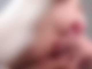 Live cam show with Incredibleboobs - Tittyfuck on Dare Cams