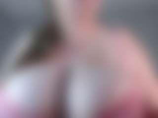 Incredibleboobs's Live Sex Cam Show