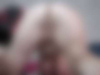 Incredibleboobs's Live Sex Cam Show